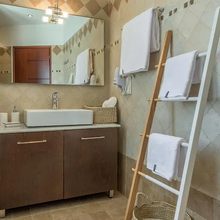 Semesterbostad Marisol Pollonia